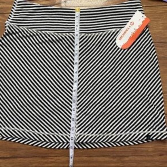 MERRELL Finley Reversible‎ Skirt XS - Picture 2 of 8